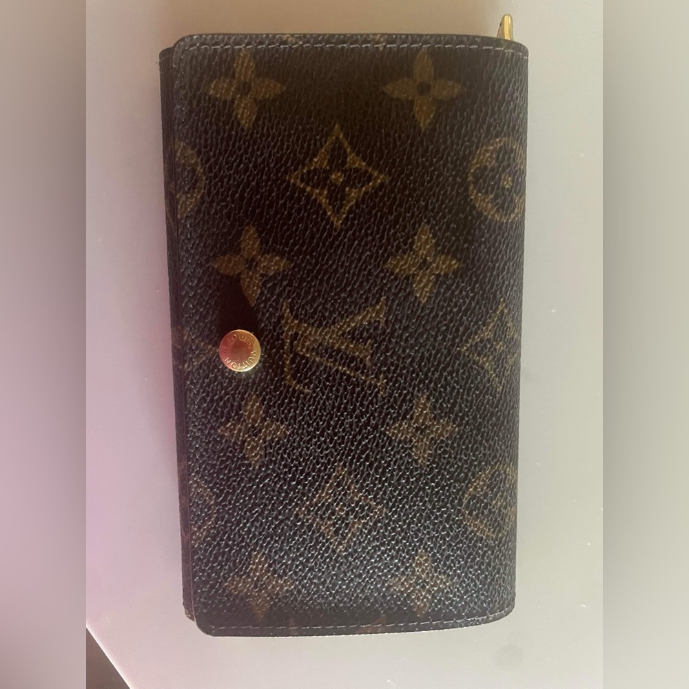 LV wallet